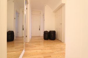 Photo 17- click for photo gallery